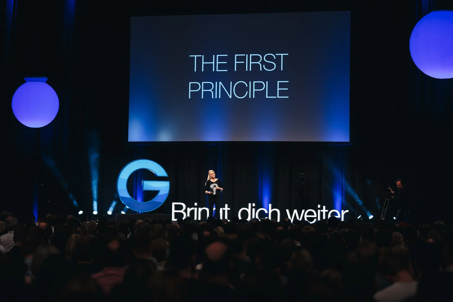 Henriette Hochstein-Frädrich Keynote »The First Principle« bei Greator LIFE – Vortrag zu erstem Prinzip, Neu-Denken und Innovation