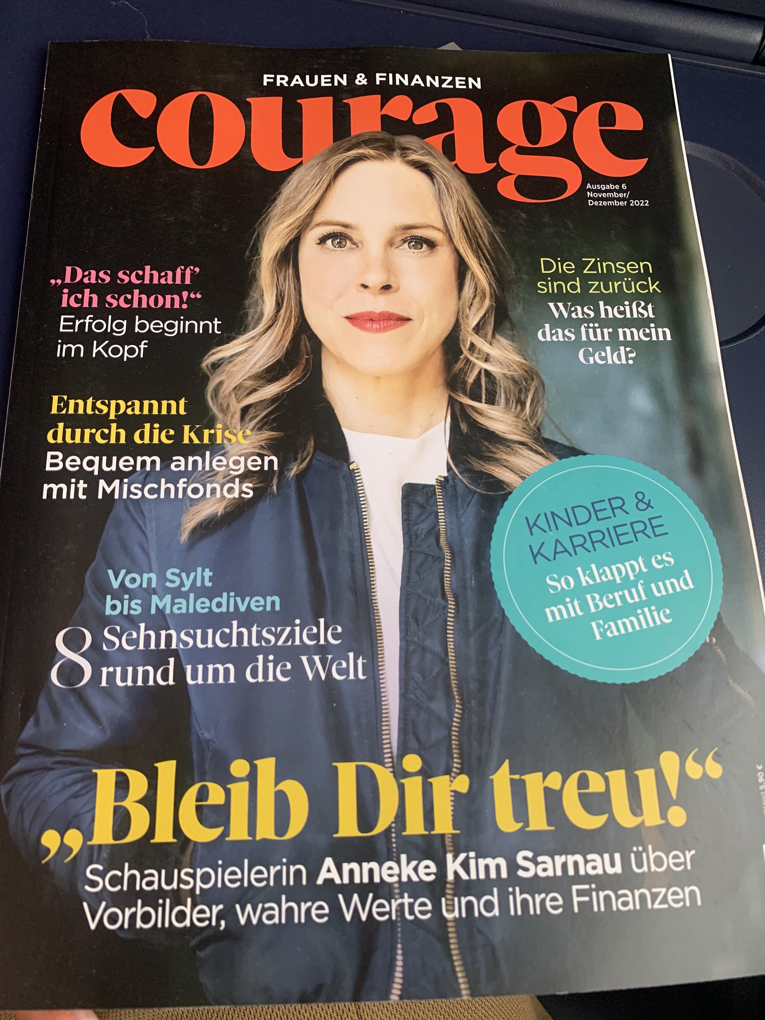 COURAGE Nov/Dez-Ausgabe · Uschi-Kolumne N°8 · Impression 03