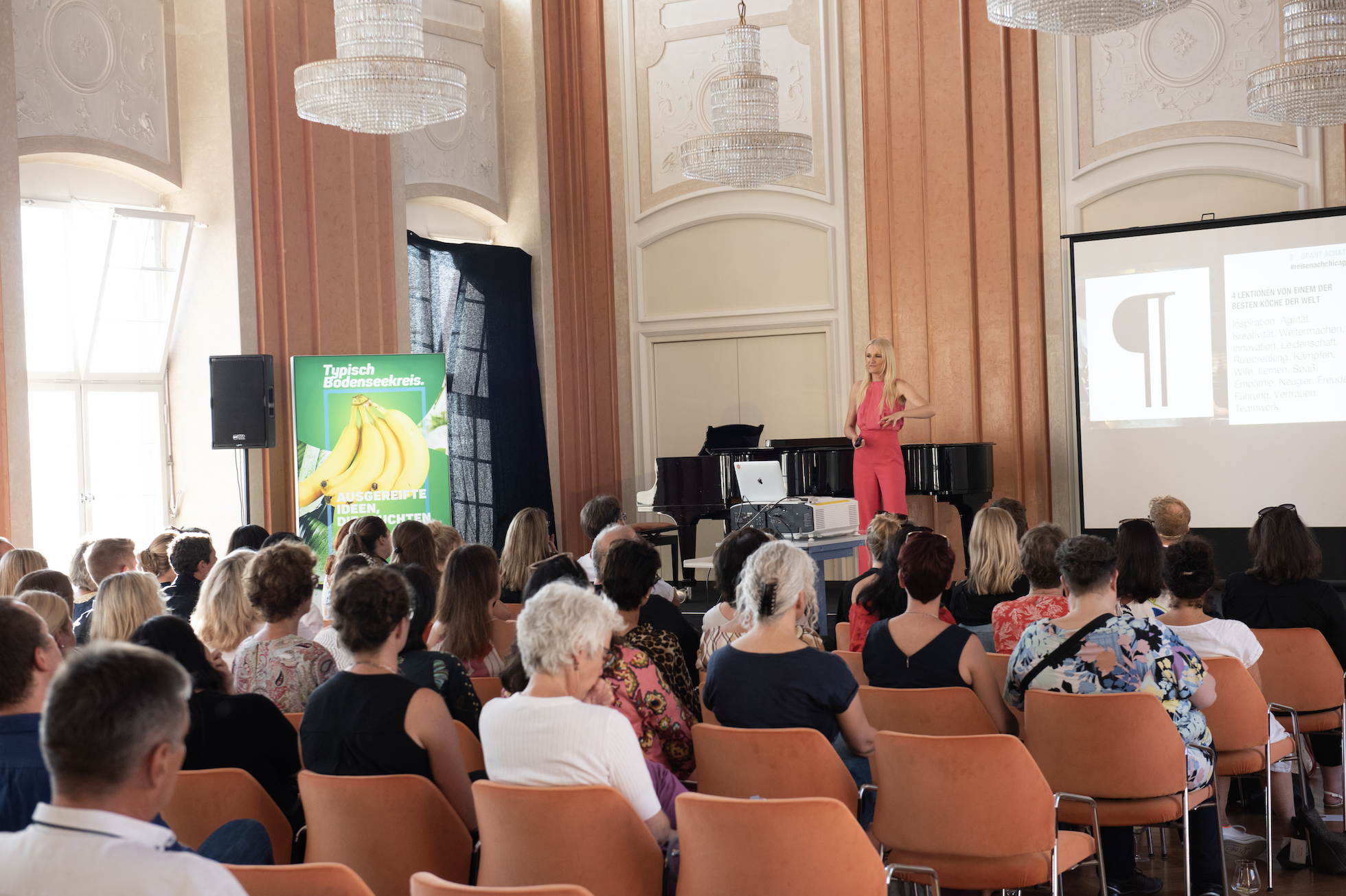 Business Night Bodensee Ladies Edition · Bühne · Foto: PhotoArt Hund · Impression 07