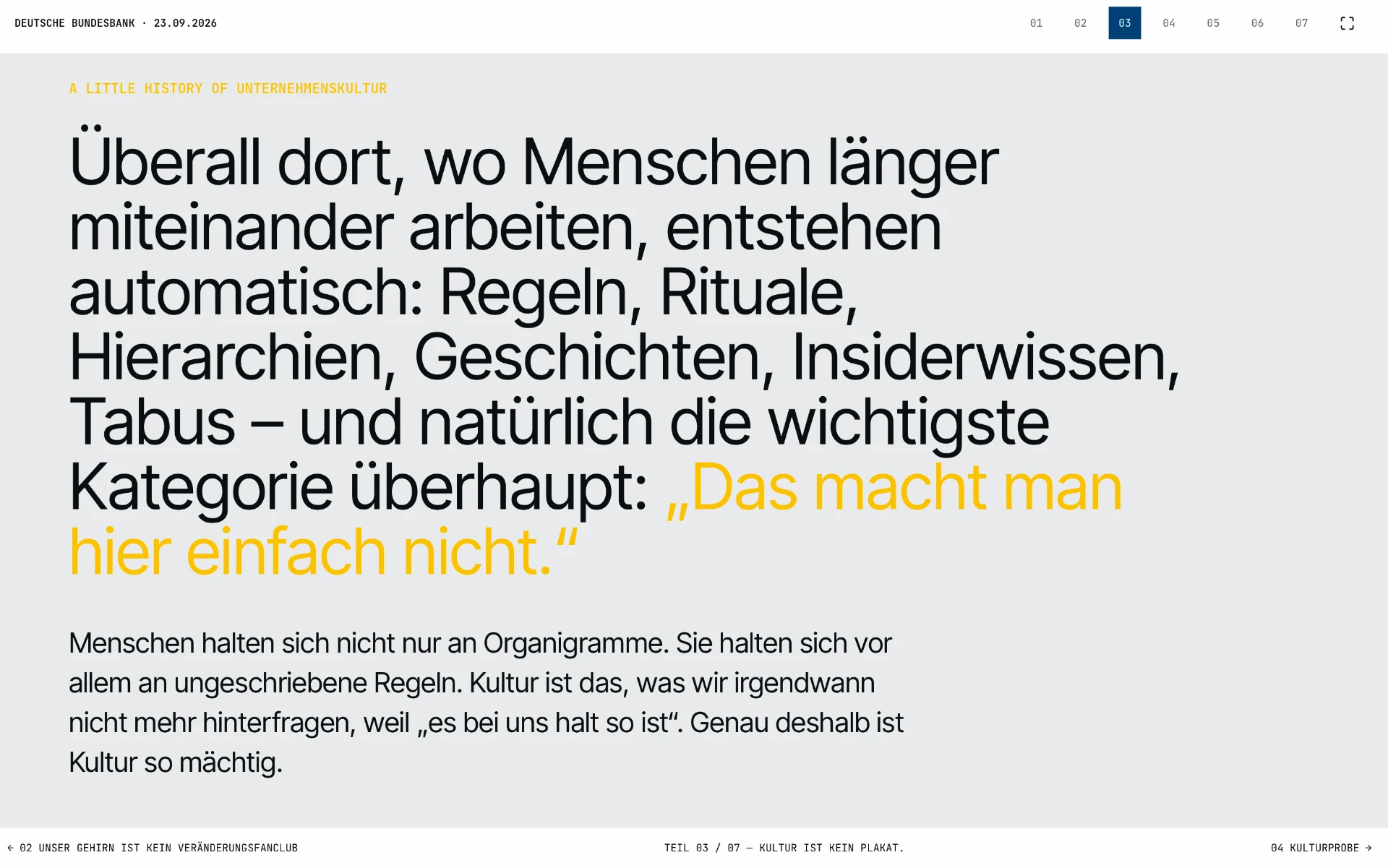 Präsentationsfolie zur Geschichte von Unternehmenskultur, Regeln, Ritualen, Hierarchien und Tabus
