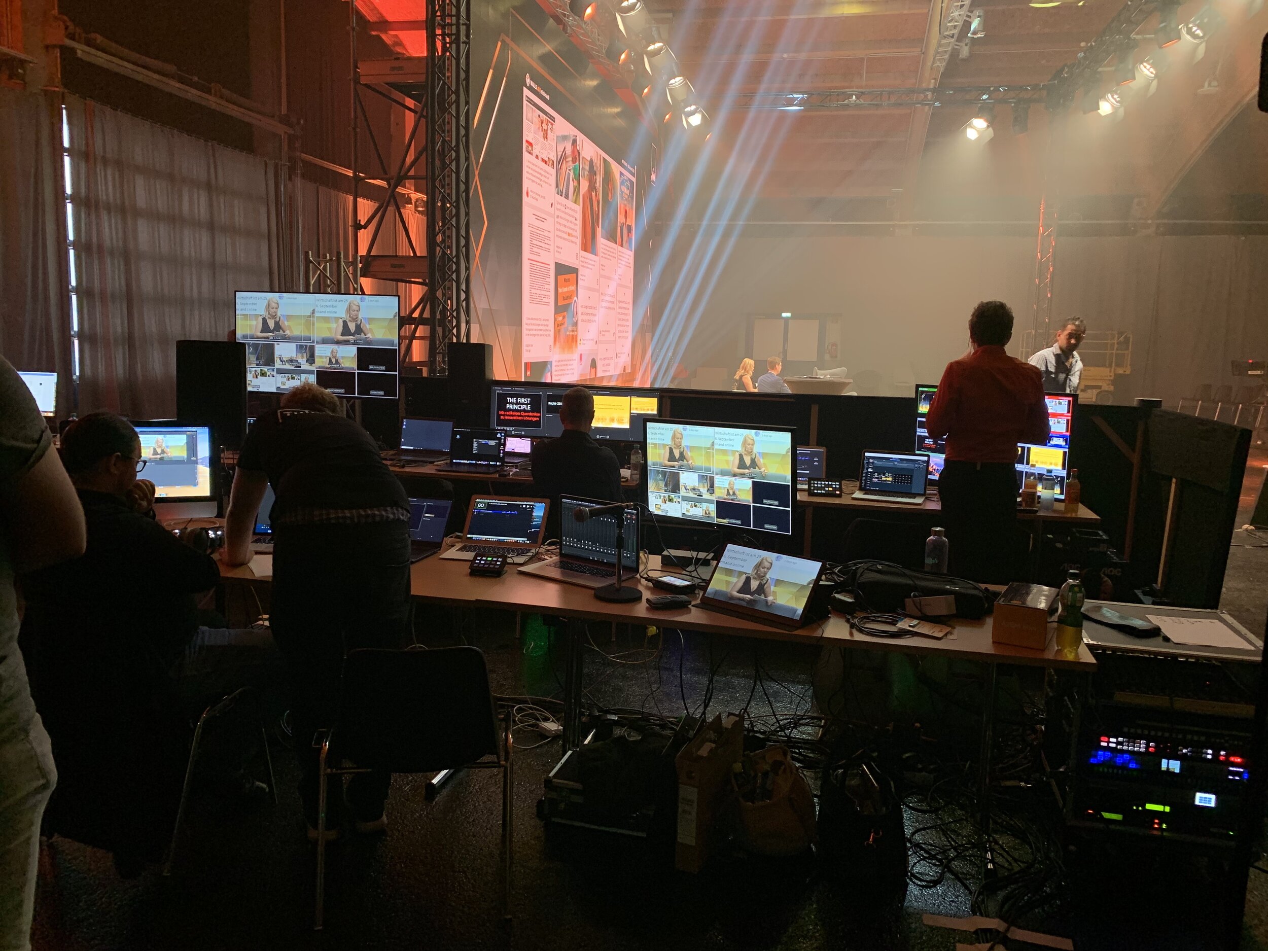 JW Summit · Studio-Impression · Impression 06